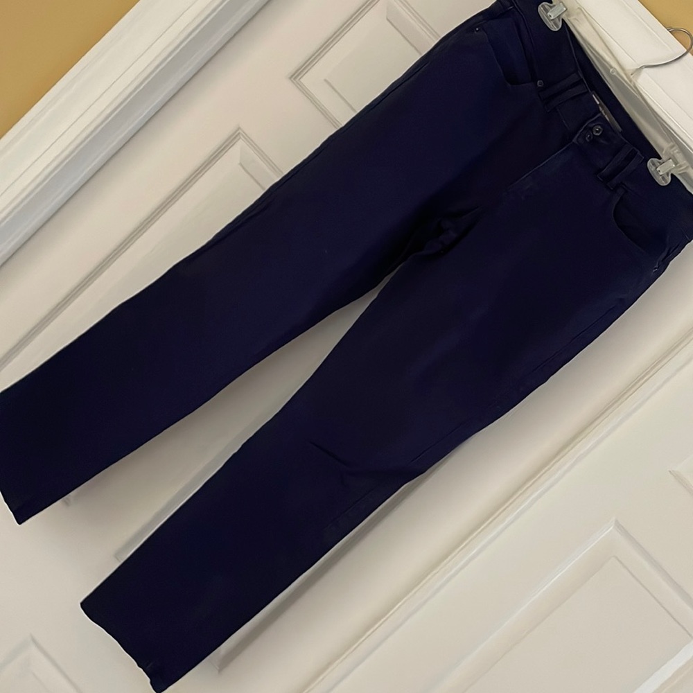 Levi’s Size 12 mid-rise skinny jeans.